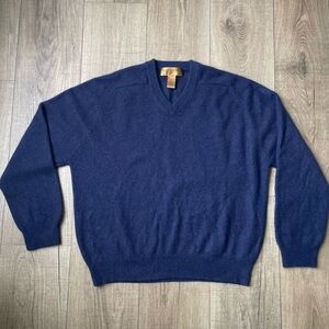 100% Cashmere Finest Two-Ply Yarns Sweater